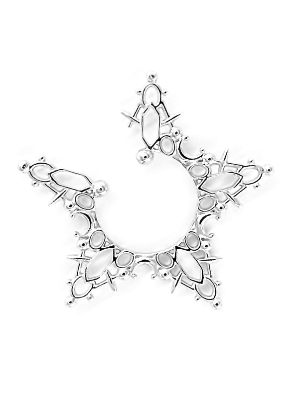 イヤーカフ　シルバーイヤーカフ　シルバー　アクセサリー　プレゼント　クリスマス　誕生日　バースデー　記念日　さりげない　イヤリング　ピアス　星のアクセサリー　星型　silver jewelry earcuff earring 